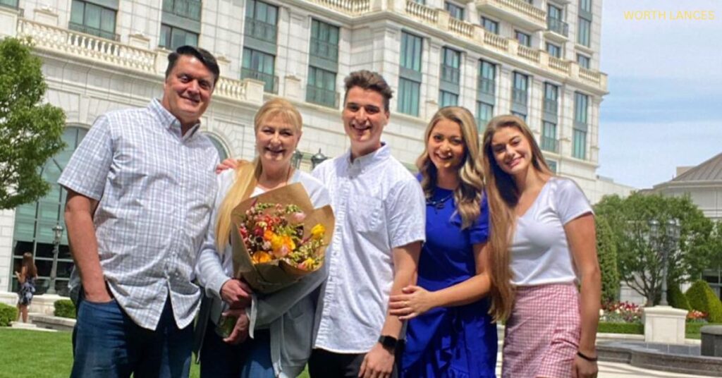 Dani Beckstrom Parents and Family Background